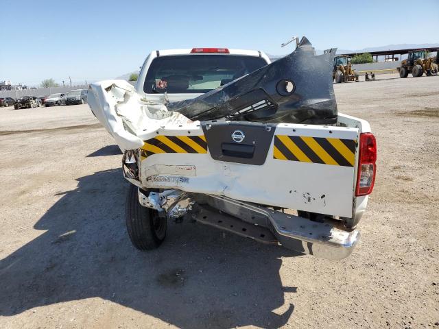 Pickups NISSAN FRONTIER 2013 Biały