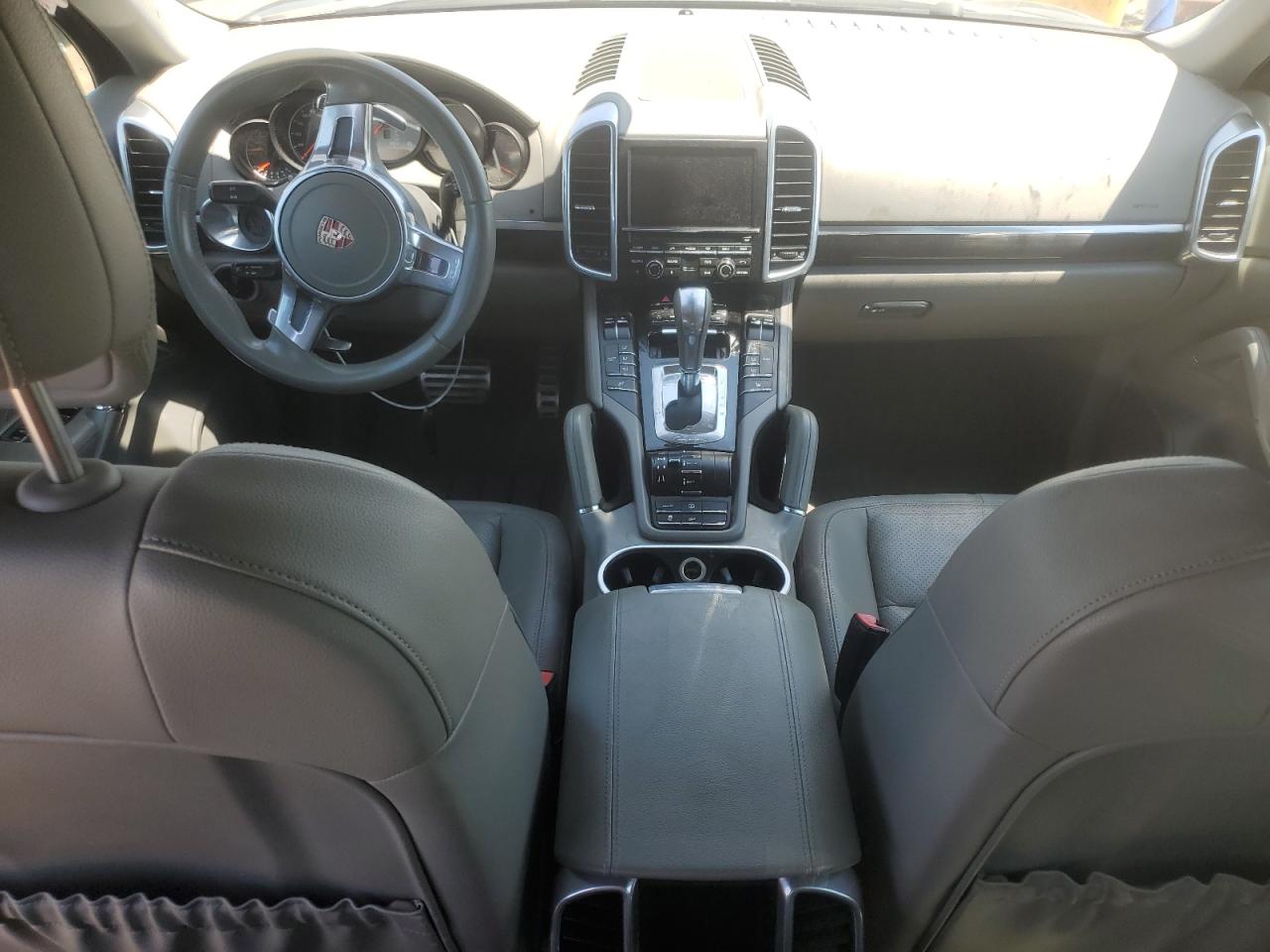 2011 Porsche Cayenne S VIN: WP1AB2A21BLA47791 Lot: 60317955