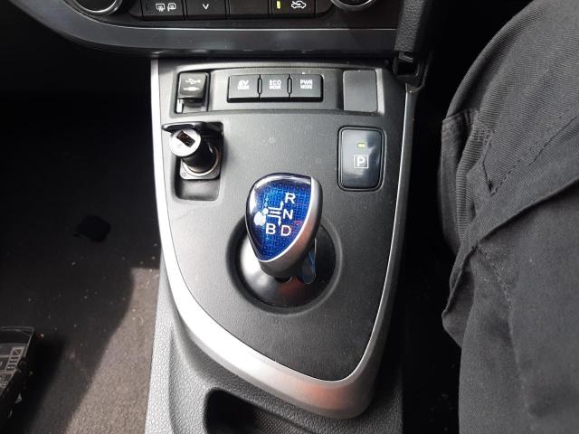 2014 TOYOTA AURIS ICON