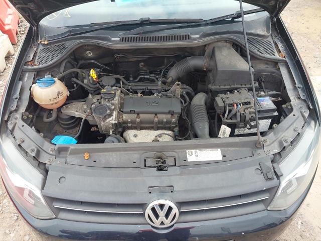 2011 VOLKSWAGEN POLO MODA