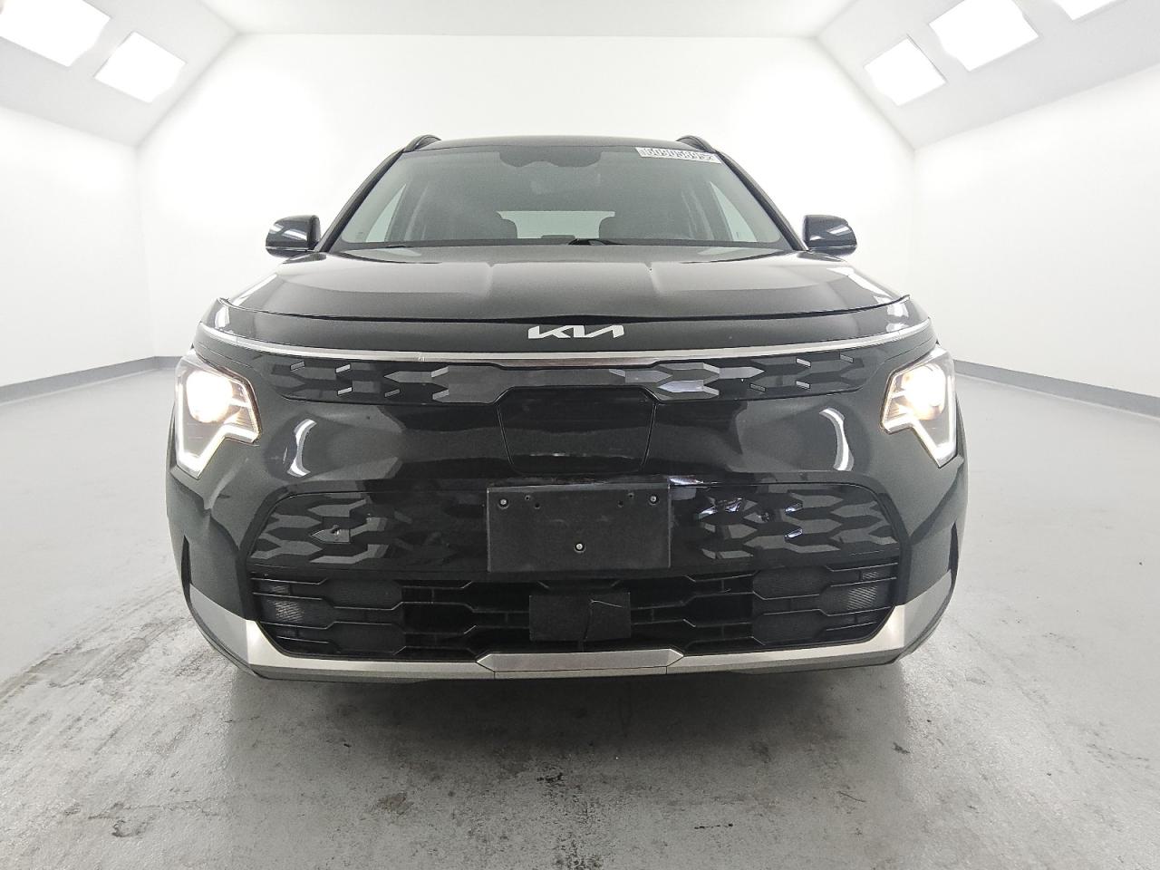 2023 Kia Niro Wind for Sale in Van Nuys, CA - Front End