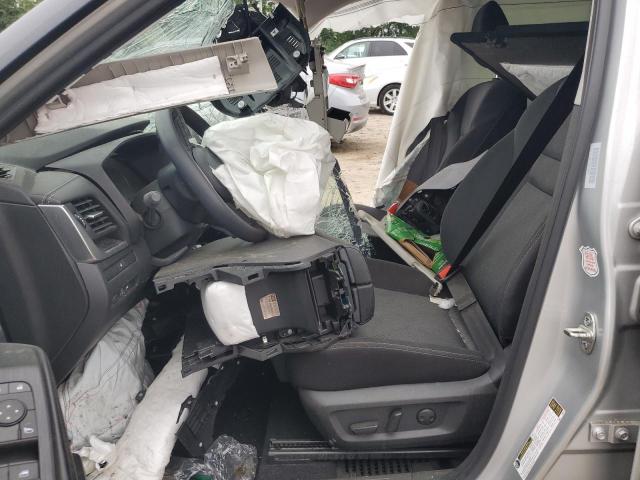  NISSAN ROGUE 2024 Srebrny