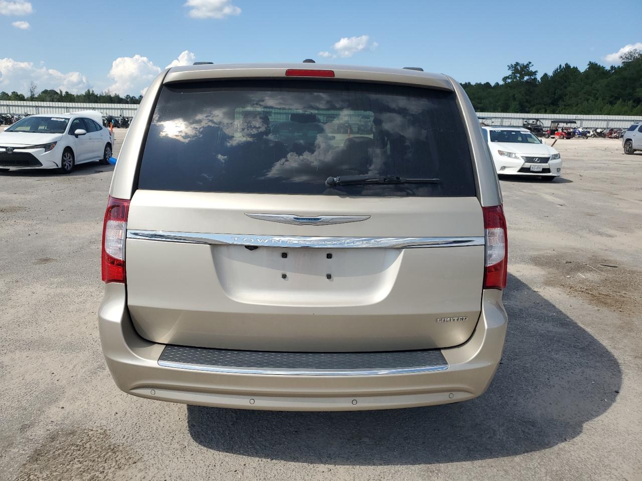 2016 Chrysler Town & Country Limited VIN: 2C4RC1JG4GR113708 Lot: 61962095