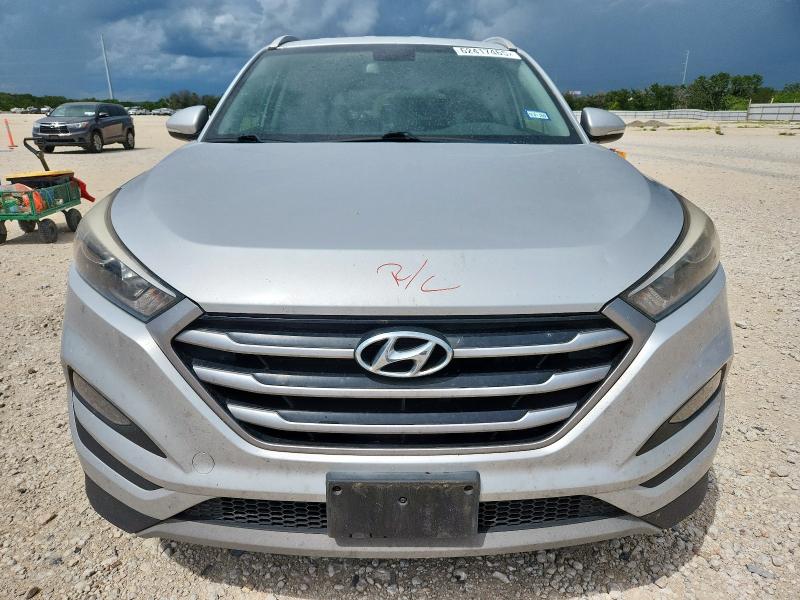  HYUNDAI TUCSON 2017 Сріблястий