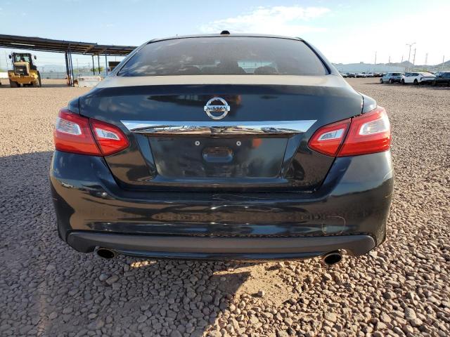  NISSAN ALTIMA 2017 Czarny