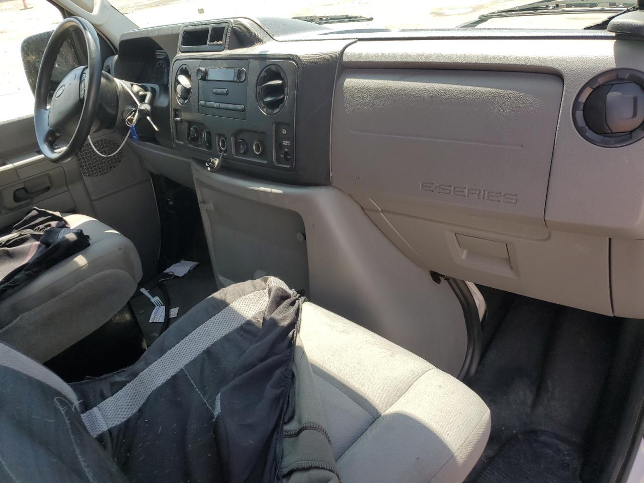 2013 Ford Econoline E250 Van VIN: 1FTNE2EW3DDA97127 Lot: 61634945