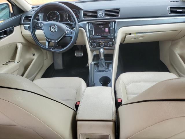  VOLKSWAGEN PASSAT 2017 Белы