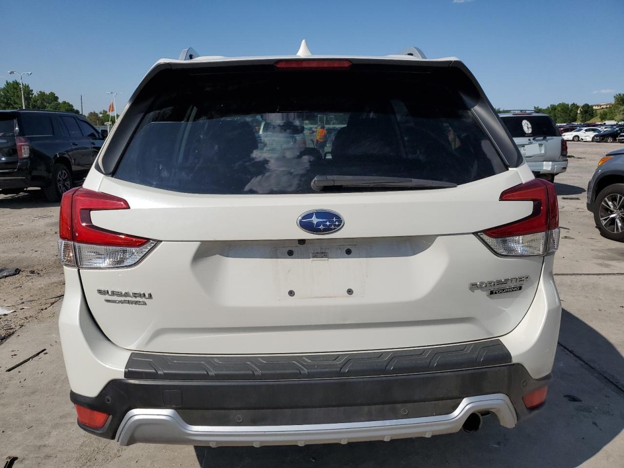 2022 Subaru Forester Touring VIN: JF2SKARC2NH529322 Lot: 61675925