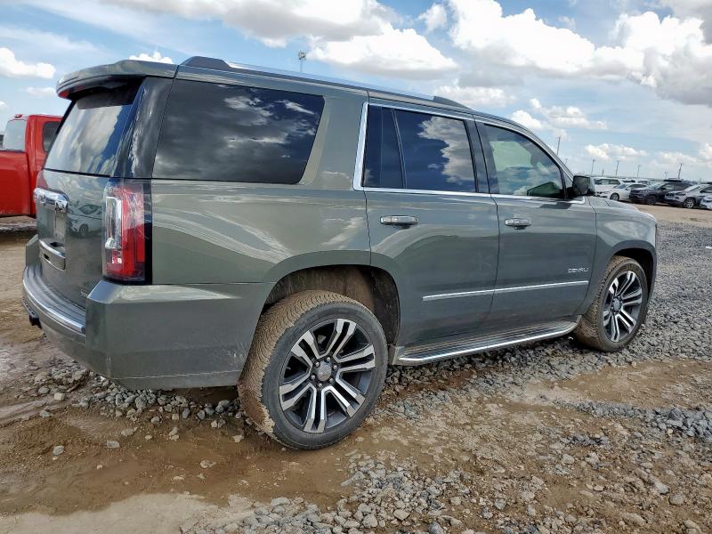  GMC YUKON 2018 Зеленый