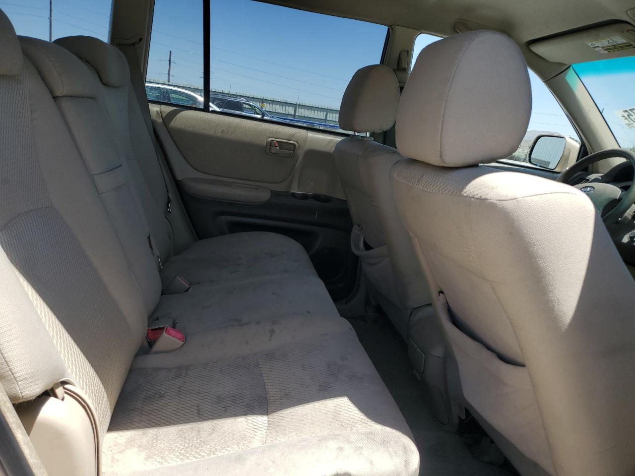 2004 Toyota Highlander Base VIN: JTEDP21A140036989 Lot: 61689775