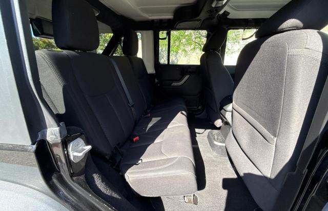 Parquets JEEP WRANGLER 2015 Czarny
