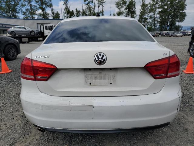  VOLKSWAGEN PASSAT 2013 White