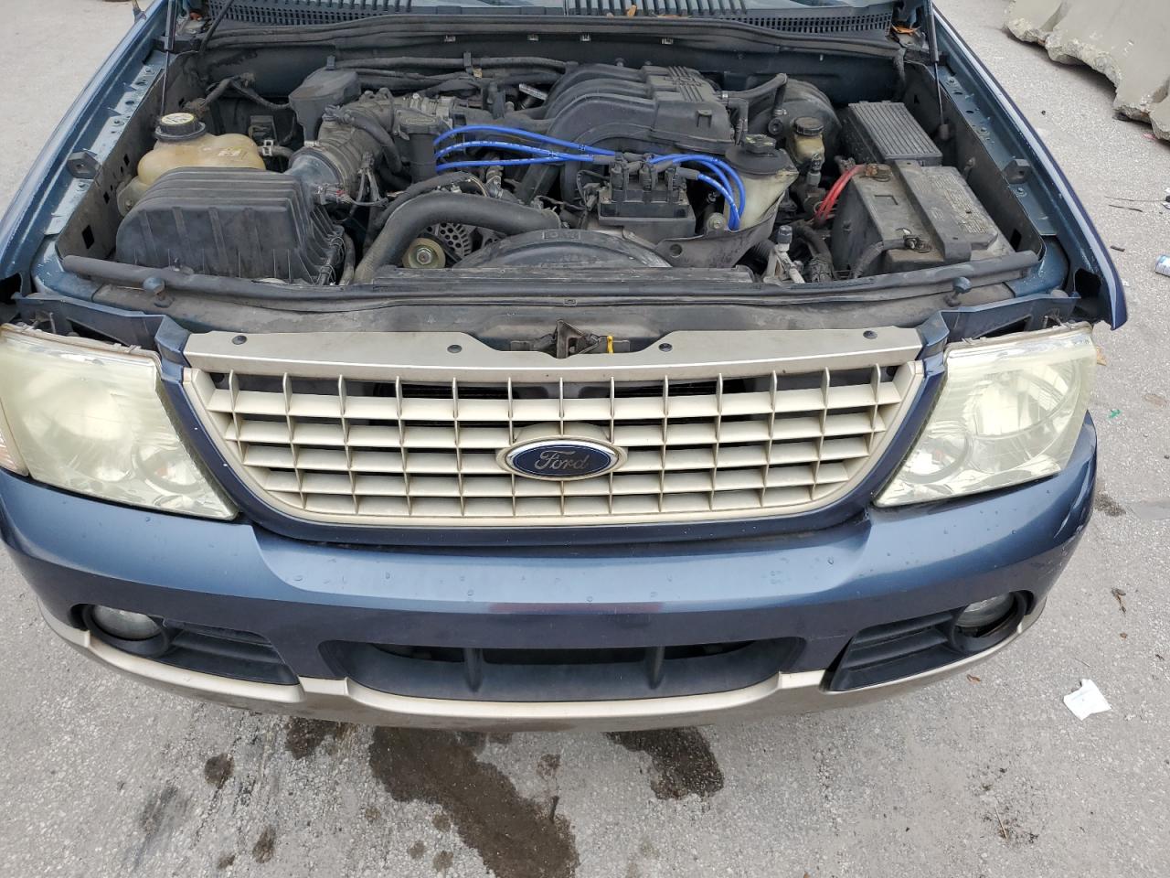 2004 Ford Explorer Eddie Bauer VIN: 1FMZU64K54UB61660 Lot: 60890085