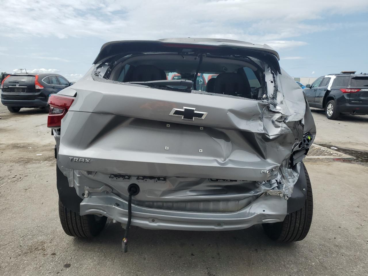 KL77LKEP4SC145595 CHEVROLET TRAX ACTIV 2025