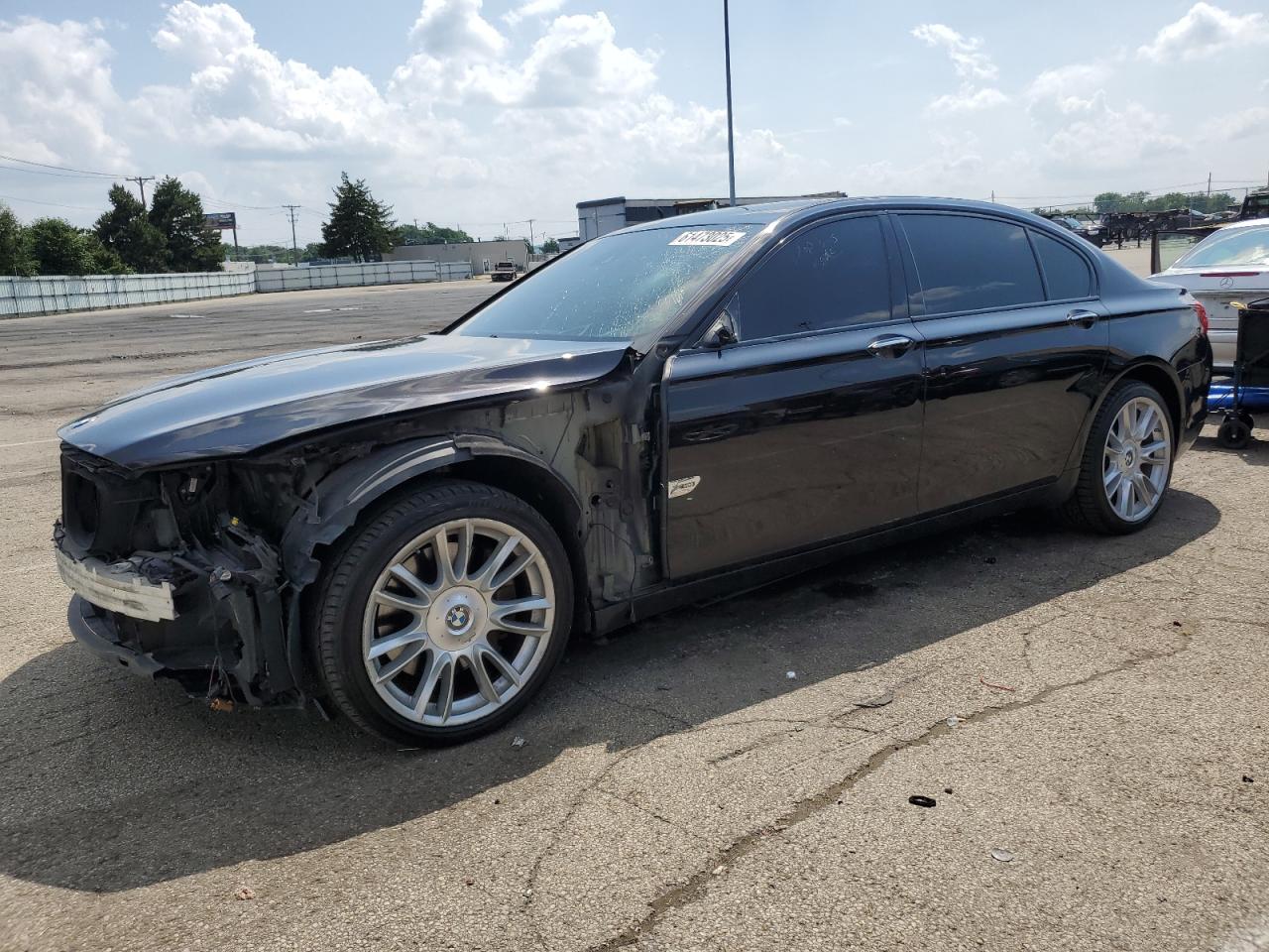 2011 Bmw 750 Lxi na sprzedaż w Moraine, OH - Front End