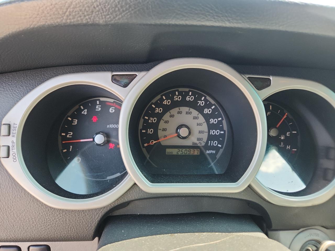2005 Toyota 4Runner Sr5 VIN: JTEZU14R750044025 Lot: 61780255