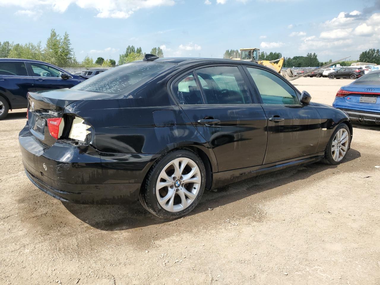 2011 BMW 323 I VIN: WBAPG7G56BNN18461 Lot: 61915395