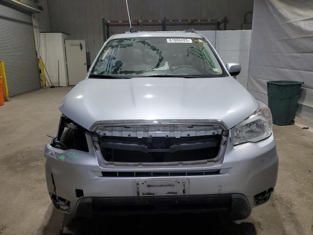  SUBARU FORESTER 2016 Srebrny