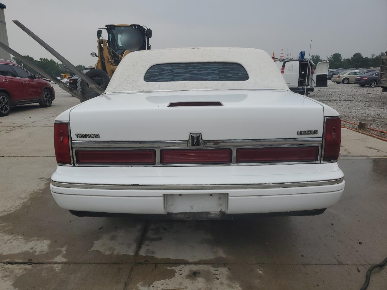 1995 Lincoln Town Car Executive VIN: 1LNLM81W0SY642964 Lot: 60167575