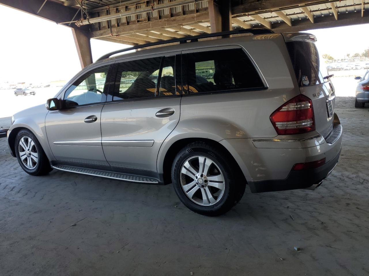MERCEDES-BENZ GL-CLASS 2008 VIN 4JGBF71E38A308565 фото 2