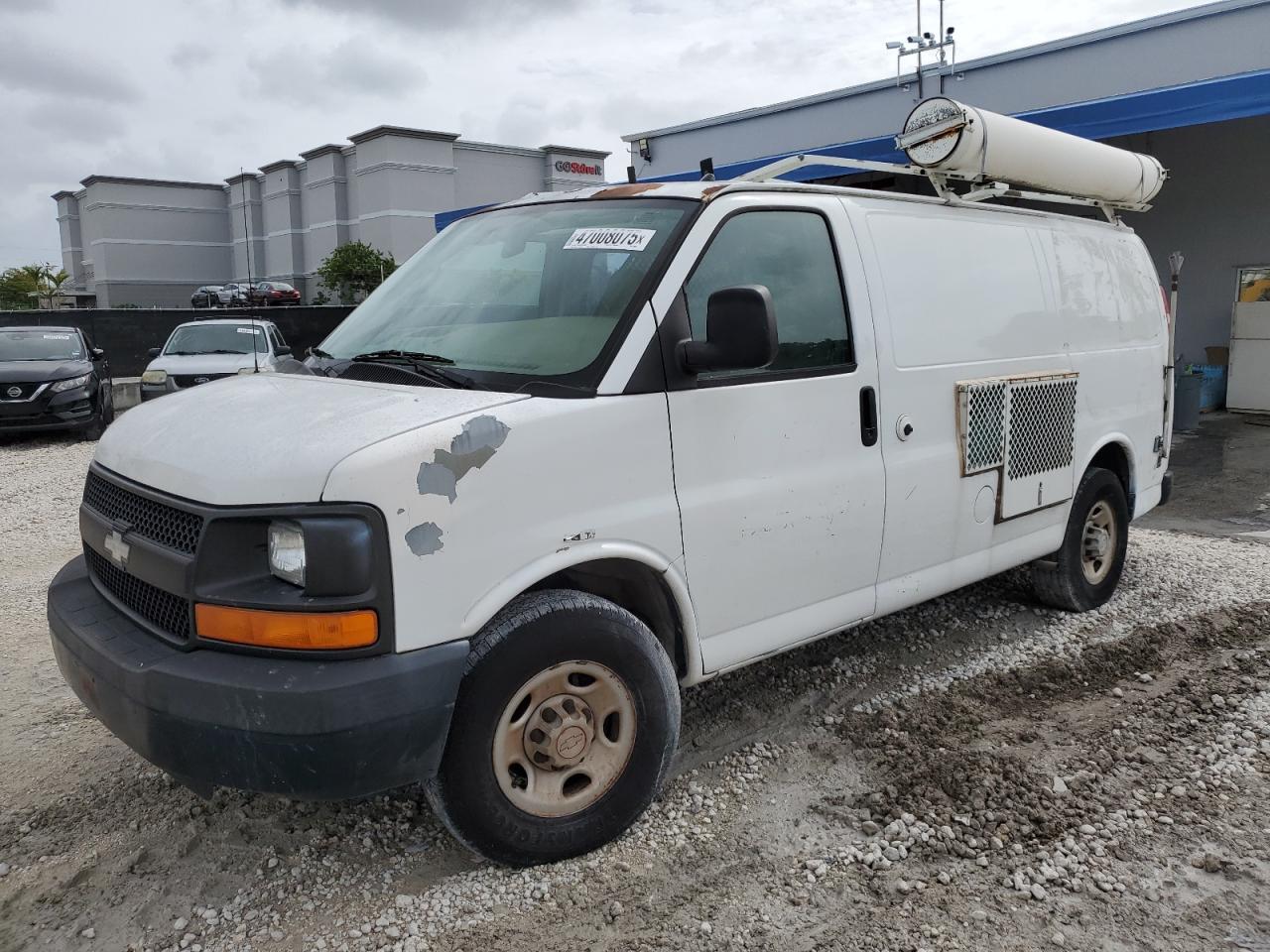 2008 Chevrolet Express - Image 1