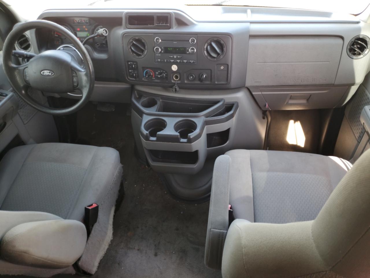 2013 Ford Econoline E350 Super Duty Wagon VIN: 1FBSS3BL3DDA55962 Lot: 60609895