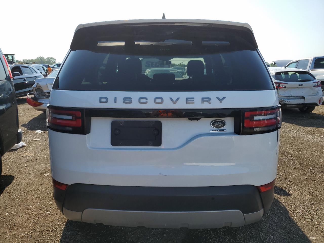2017 Land Rover Discovery Hse VIN: SALRRBBV4HA044339 Lot: 61141155