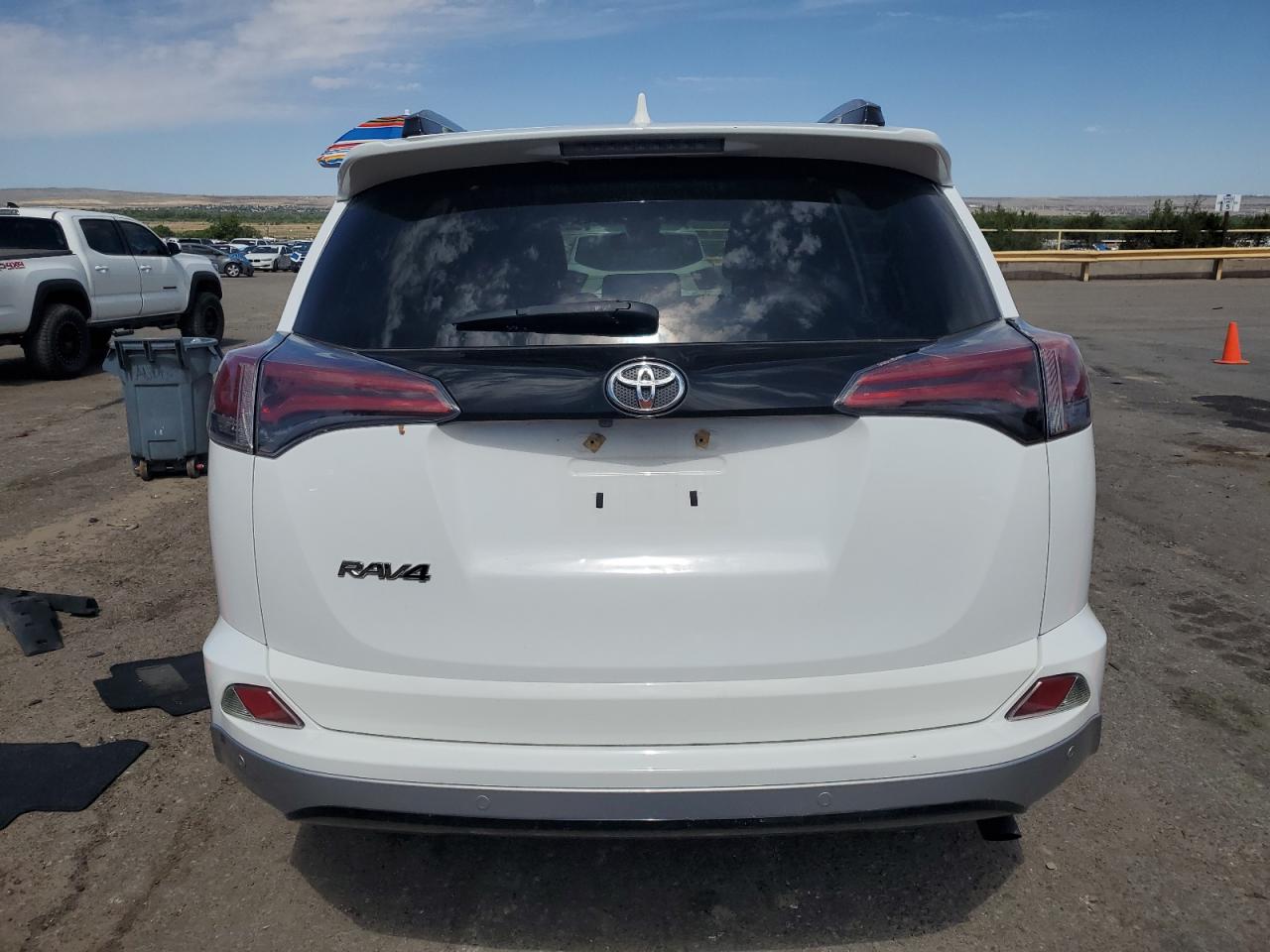 2017 Toyota Rav4 Se VIN: 2T3JFREV6HW601304 Lot: 61430565