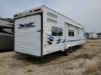 2005 Coach Trailer იყიდება Wichita-ში, KS - Hail