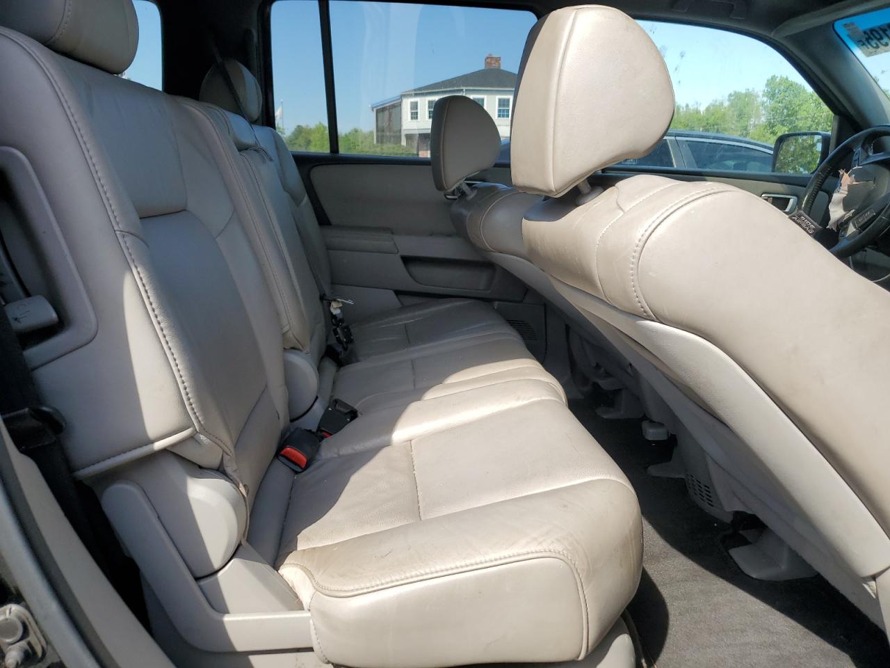 2011 Honda Pilot Exln VIN: 5FNYF4H72BB052065 Lot: 62732195