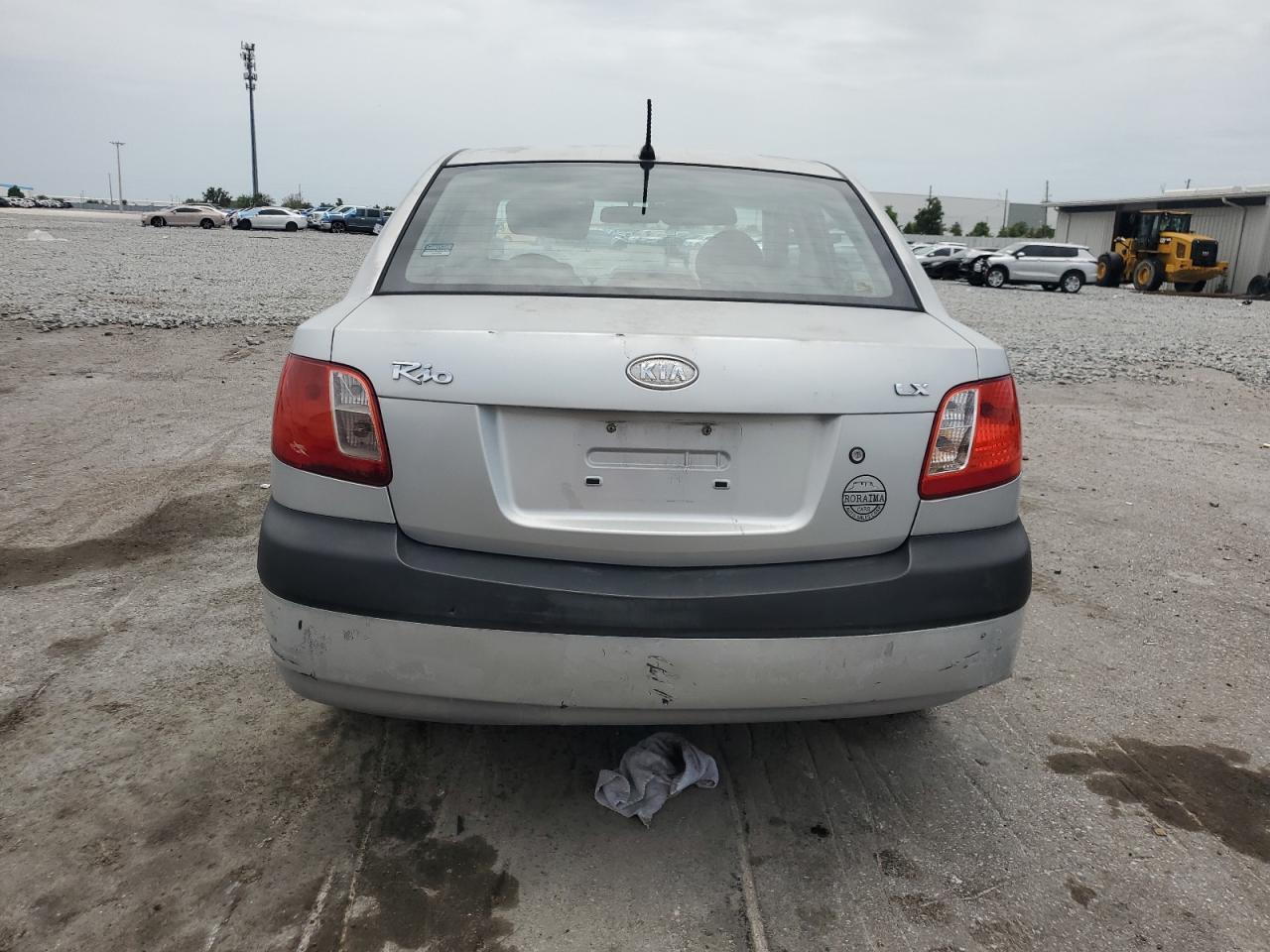 2007 Kia Rio Base VIN: KNADE123276251011 Lot: 63081555