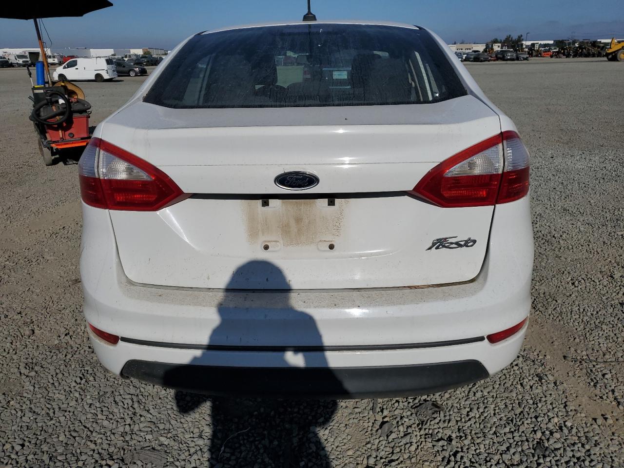 2015 Ford Fiesta S VIN: 3FADP4AJ5FM221293 Lot: 62786335