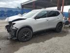 2016 Nissan Rogue S   للبيع في Riverview، FL - Rear End