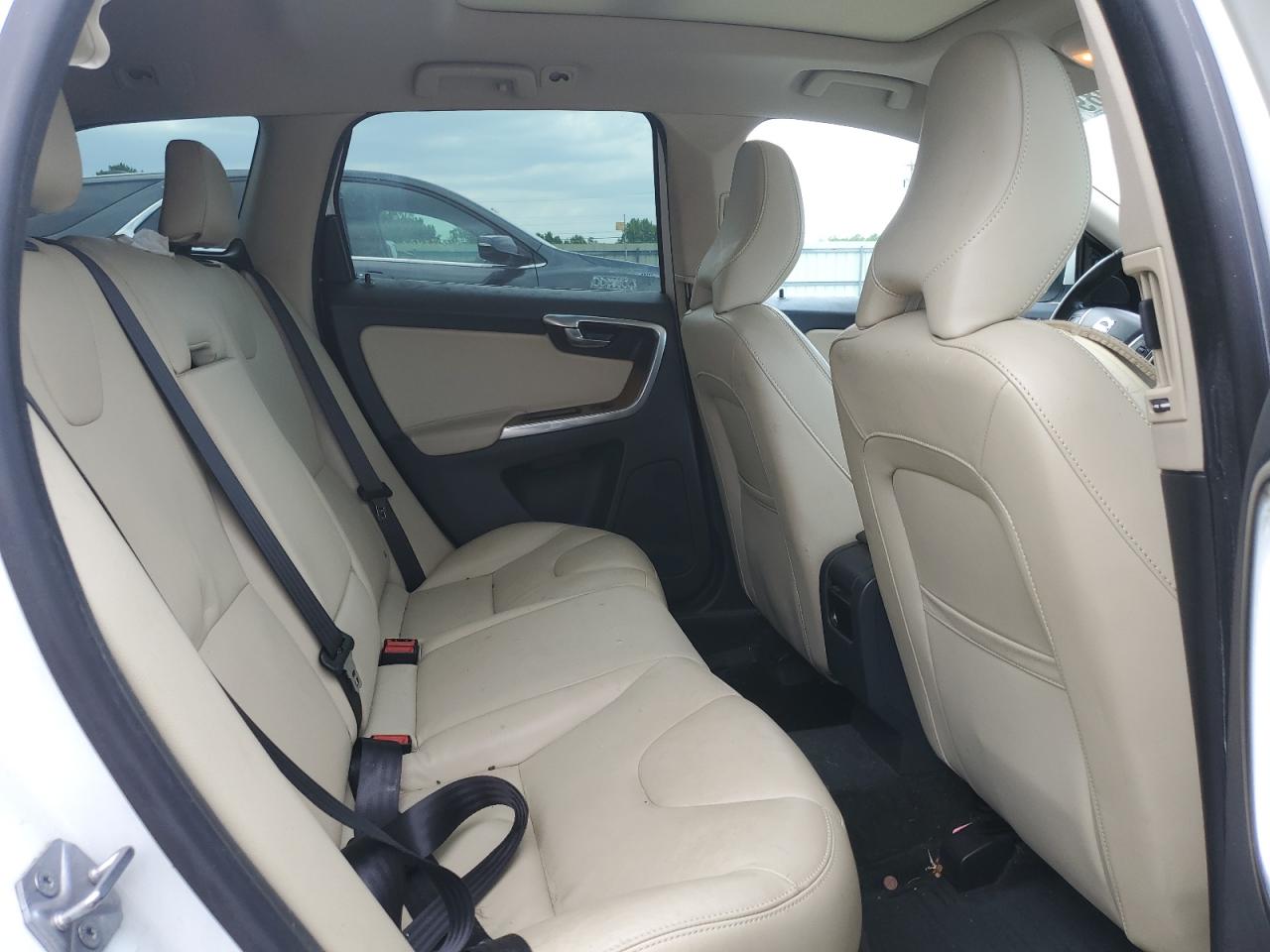 2016 Volvo Xc60 T5 Premier VIN: YV4612RK5G2852783 Lot: 59891145