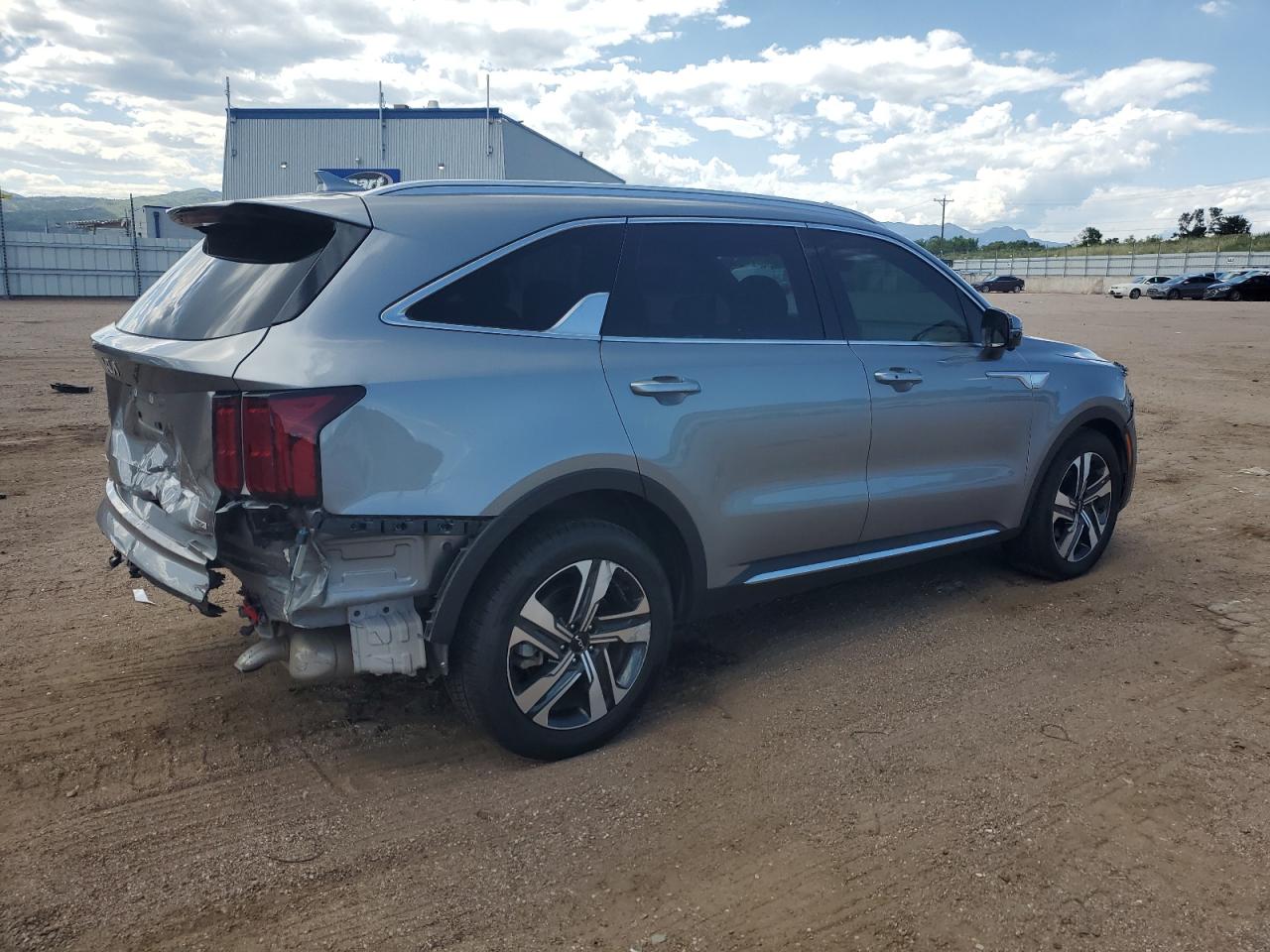 KIA SORENTO 2023 VIN KNDRKDLG9P5147447 photo 3