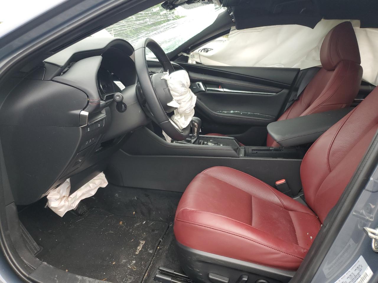 2023 Mazda 3 Preferred VIN: JM1BPBLM9P1611812 Lot: 62710575