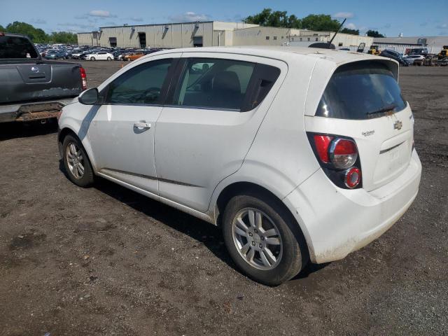 Hatchbacks CHEVROLET SONIC 2015 Biały