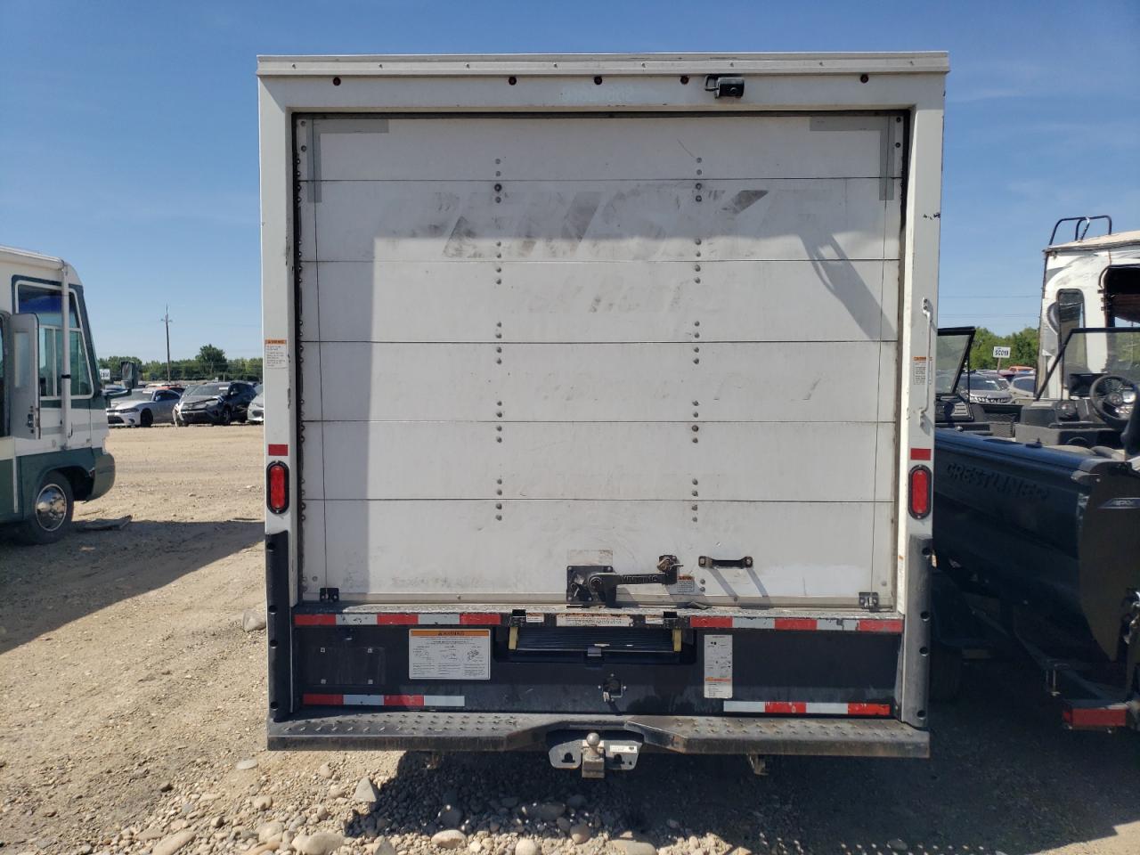 2022 Ford Econoline E350 Super Duty Cutaway Van VIN: 1FDWE3FNXNDC03635 Lot: 61060505