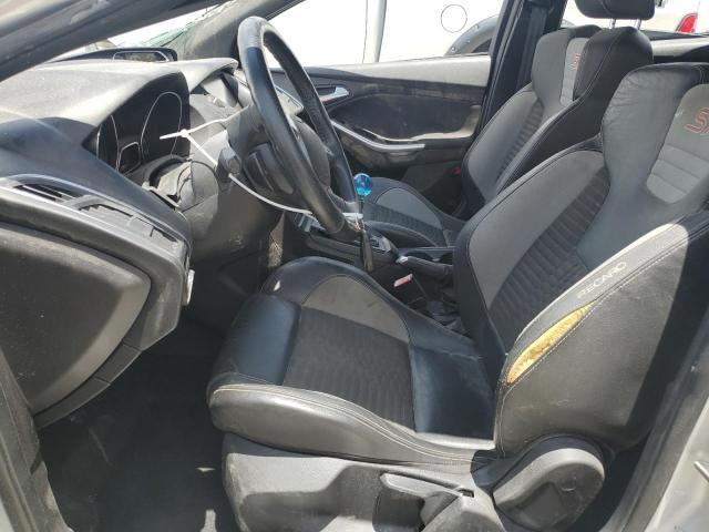 Hatchbacks FORD FOCUS 2013 Silver