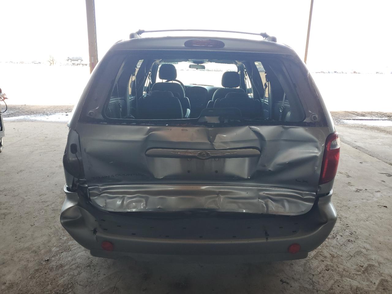 2005 Chrysler Town & Country Lx VIN: 2C4GP44R95R566682 Lot: 58984305
