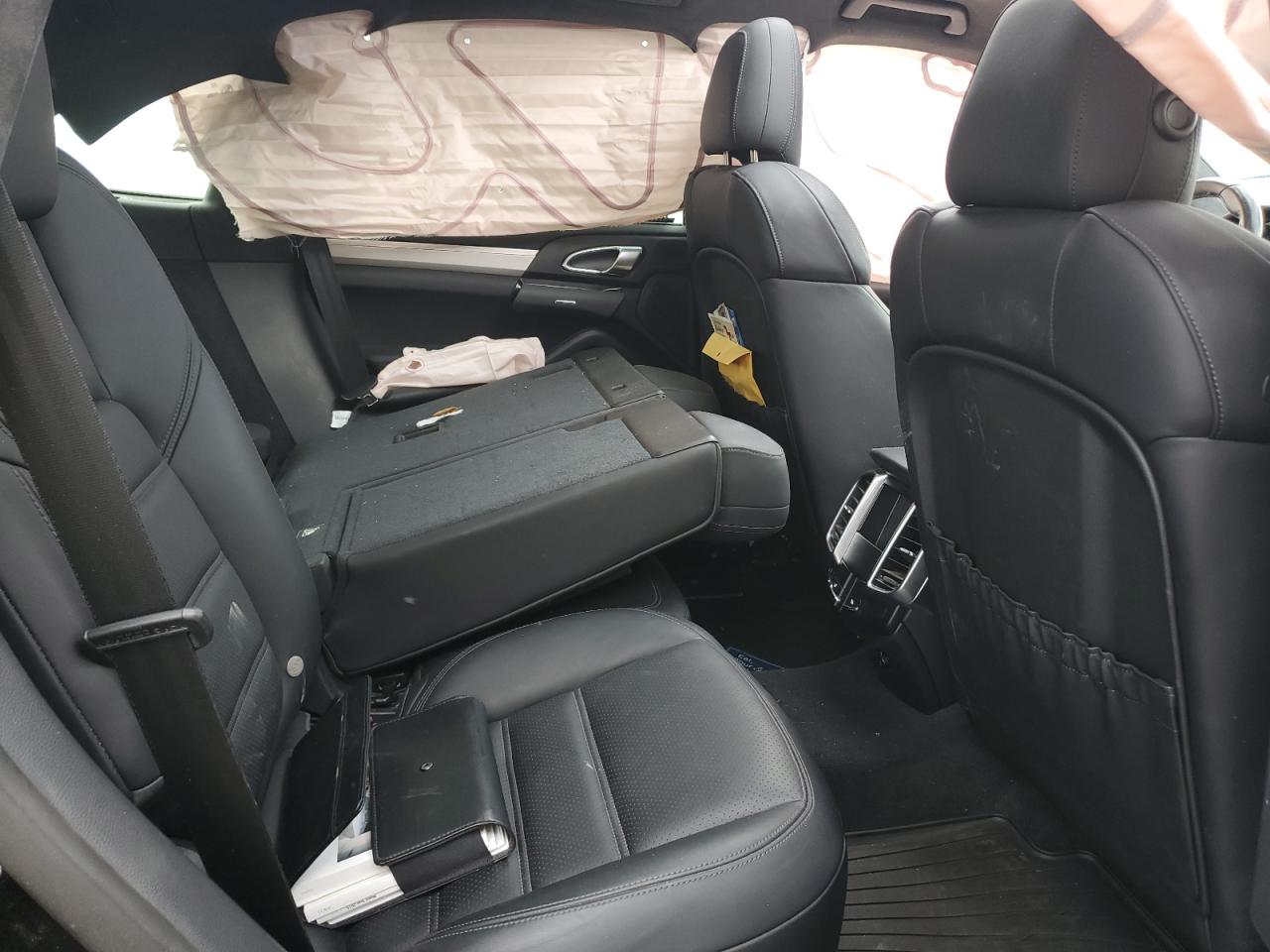 2015 Porsche Cayenne Turbo VIN: WP1AC2A24FLA80562 Lot: 60906235
