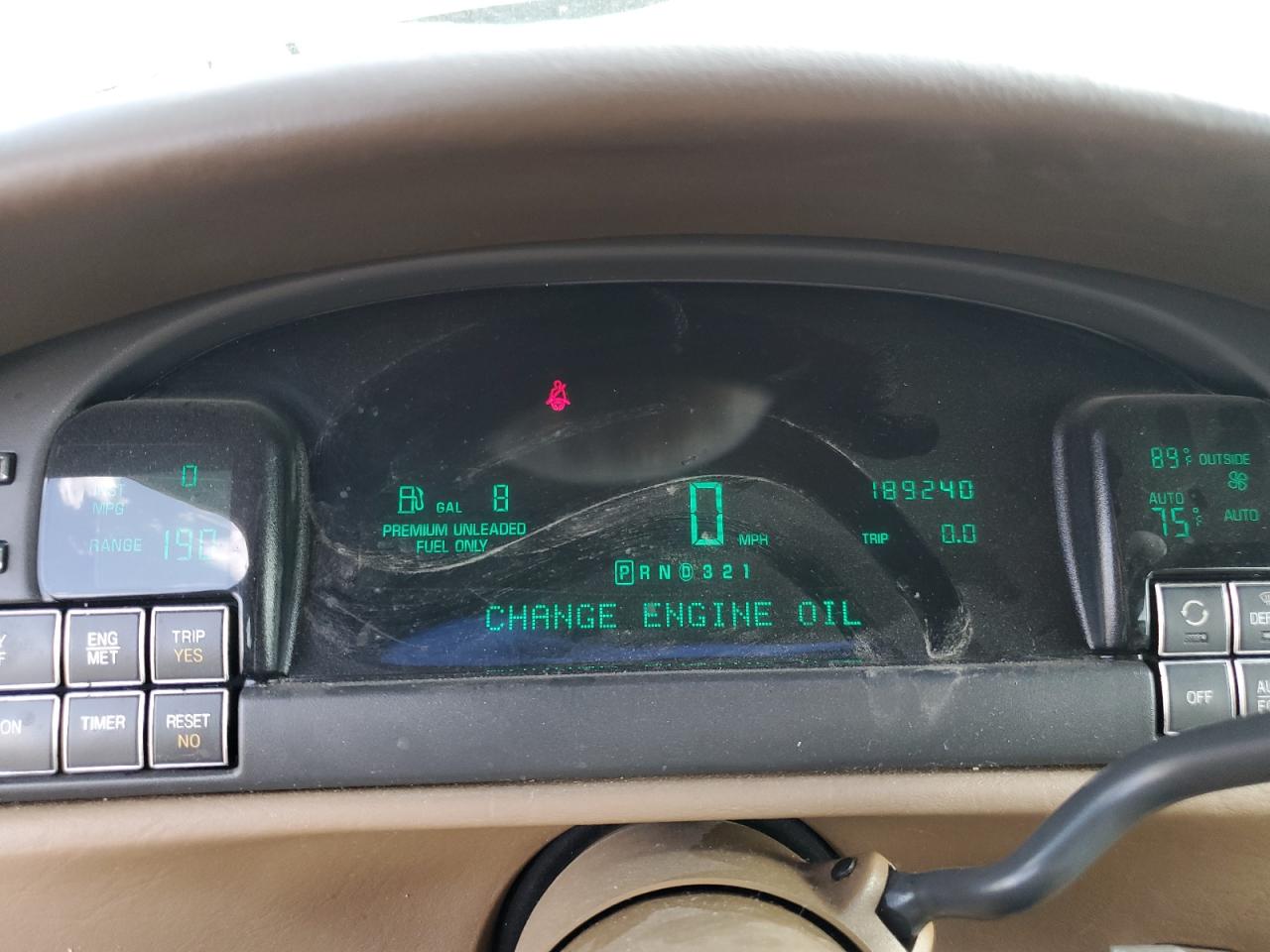 1998 Cadillac Deville VIN: 1G6KD54Y2WU710242 Lot: 61771435