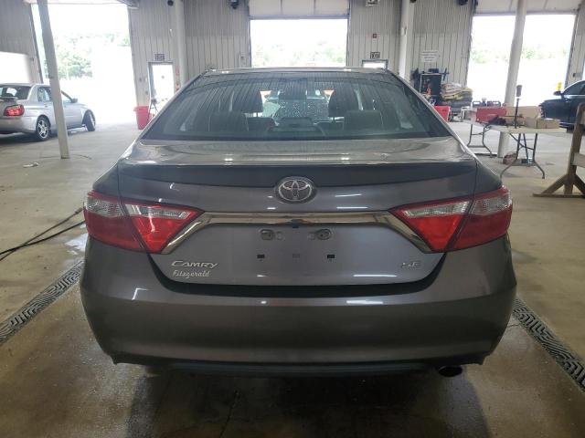  TOYOTA CAMRY 2017 Серый