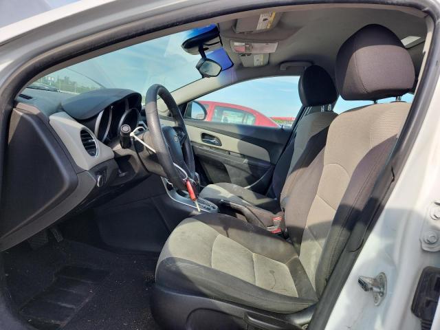 Sedans CHEVROLET CRUZE 2015 Biały
