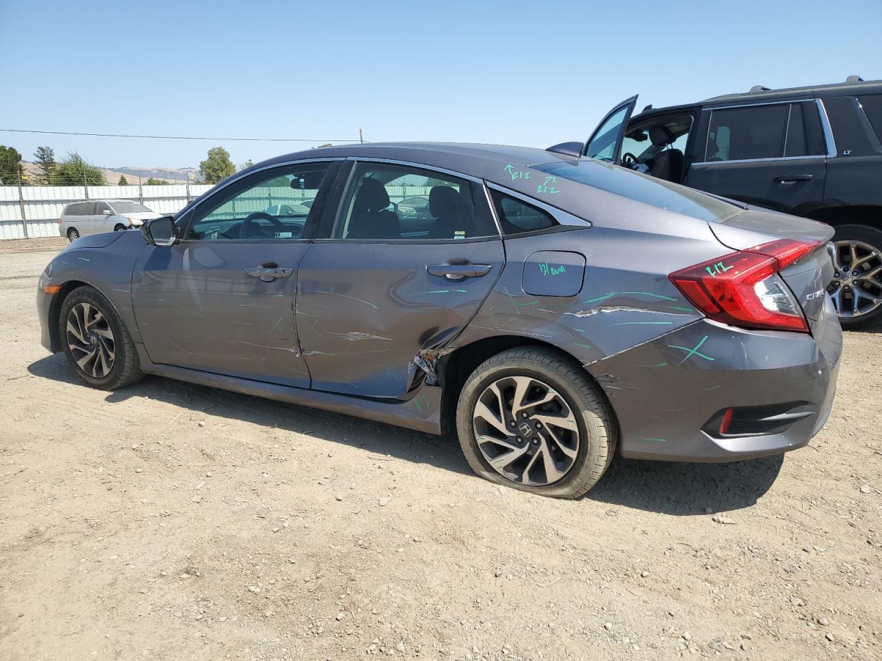 2HGFC2F84JH605339 HONDA CIVIC 2018