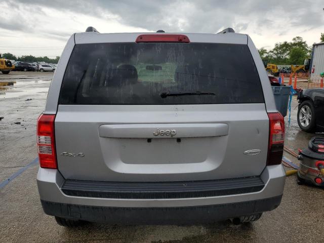  JEEP PATRIOT 2017 Srebrny