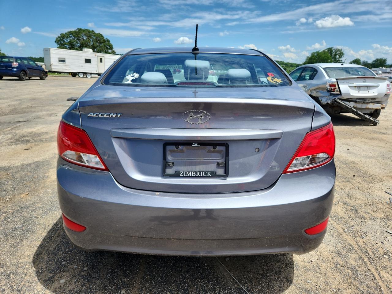 2015 Hyundai Accent Gls VIN: KMHCT4AE3FU890710 Lot: 61724575