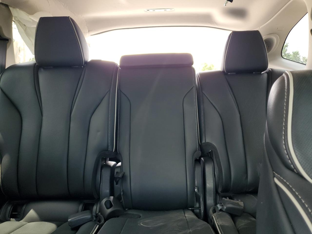 2022 Acura Mdx Advance VIN: 5J8YE1H88NL002512 Lot: 62815575