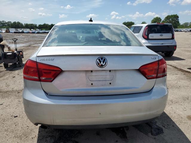  VOLKSWAGEN PASSAT 2014 Srebrny