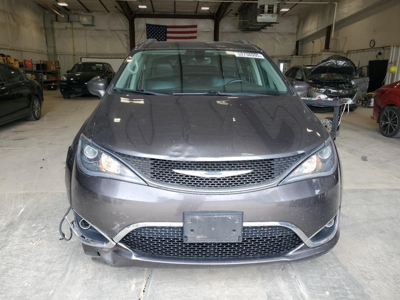 CHRYSLER PACIFICA 2017 VIN 2C4RC1BG7HR534421 фото 5